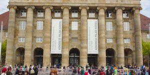 Stadt Halle Kassel, Eingang der Connichi.